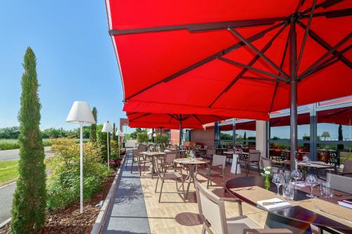 . Best Western Plus Hôtel Le Rhénan & Restaurant Chez Claude