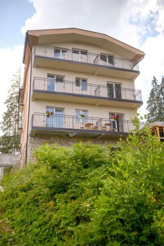 . Apartmani Rvović