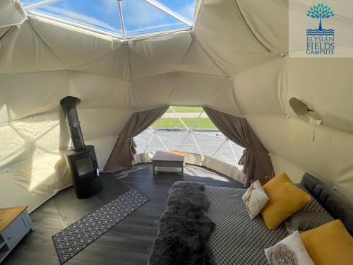 Glamping Dome Elysian Fields