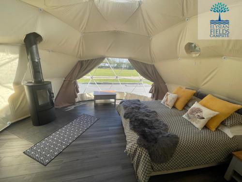 Glamping Dome Elysian Fields