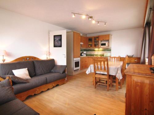 Appartement Huez, 2 pièces, 6 personnes - FR-1-405-128