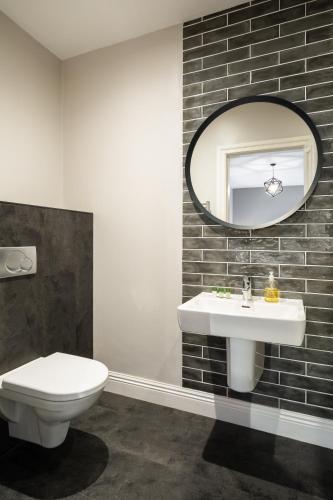 Lough Erne Apartments - image 3
