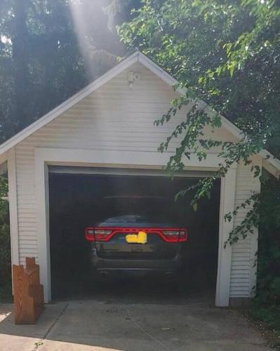 Lovely Bright Lansing Home 3 Bedrooms / 2 Bathrooms in Lansing, USA