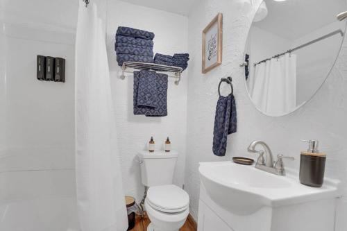 Lovely Bright Lansing Home 3 Bedrooms / 2 Bathrooms in Lansing, USA