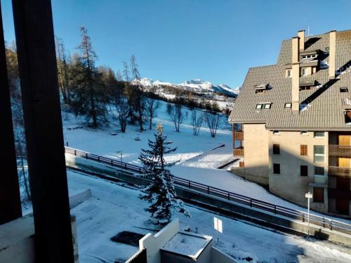 Studio au pied des pistes - Apartment - Enchastrayes