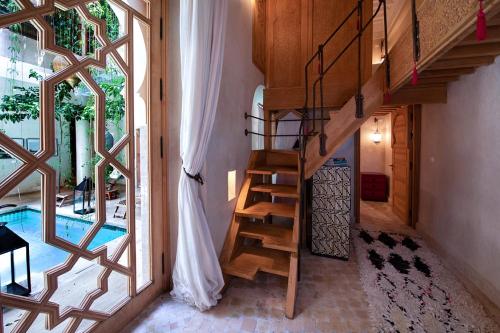 Comfort Suite image 2
