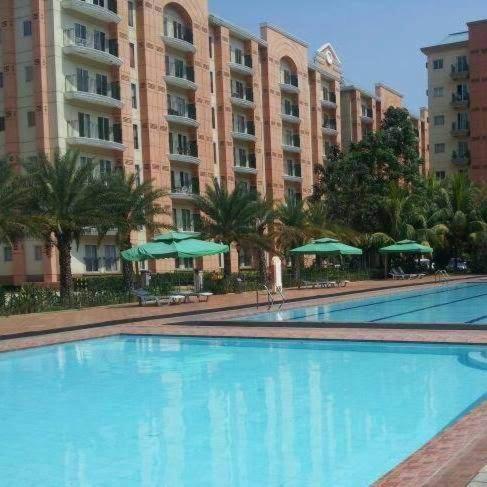 CHATEAU ELYSEE A11 Near Sm Mall and Airport, Manila