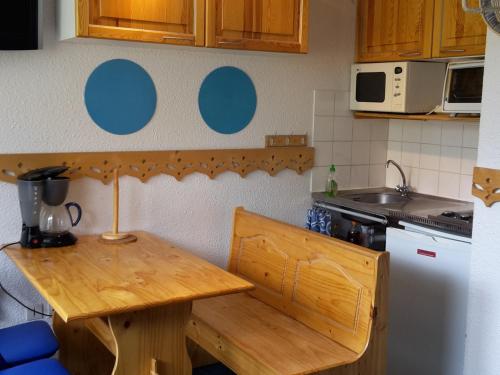 Studio charmant pour 4 pers. balcon sud, quartier Reberty, Les Menuires - FR-1-574-23