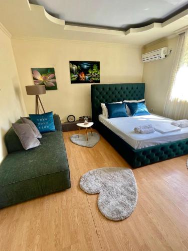 New Baazar Escape Home, Tirana (photo 9)