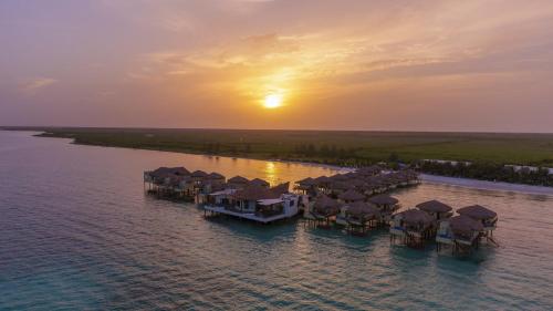 Palafitos Overwater Bungalows Catamarán, Cenote & More Inclusive