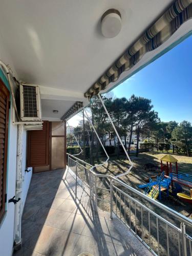 Балкон/тераса, Kamberi Hotel & Apartments 2 in Велипоя