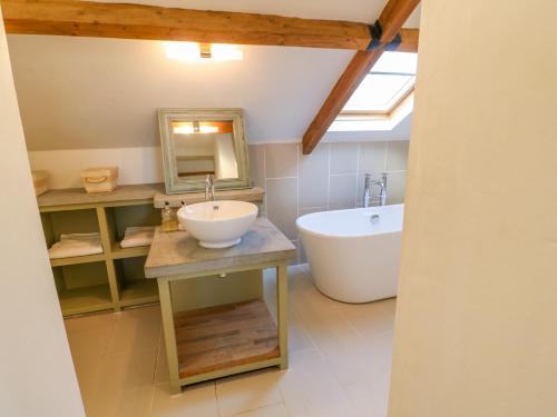 The Stable Sedbury Park Farm - image 14