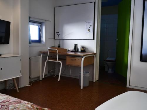 Sulisartut Højskoliat in Narsaq