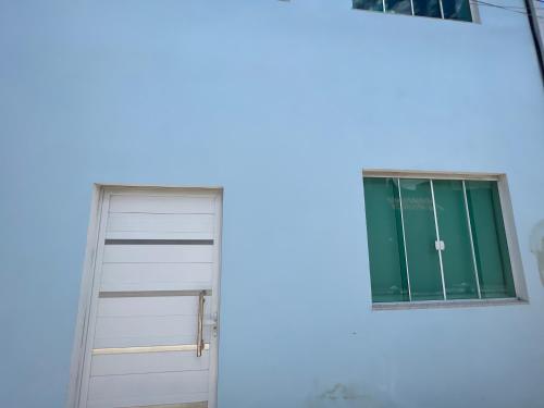 CasaCactus em Tamoios na quadra da praia junto a Barra de São João