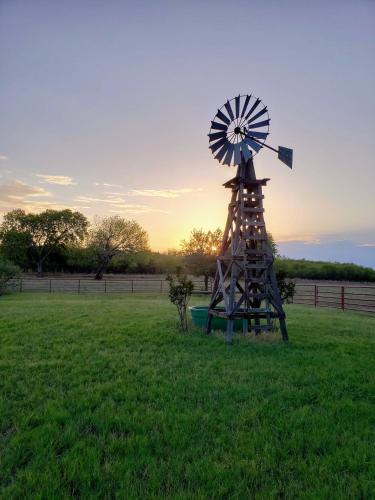 Preston Countryside Ranch-Great for Parties/Events