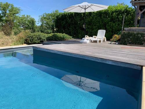 B&B Ginouillac - Spacious house in rural Quercy with swimming pool - Bed and Breakfast Ginouillac