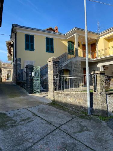  CASA DELLA PIAZZA, Ferienwohnung in Bagnone