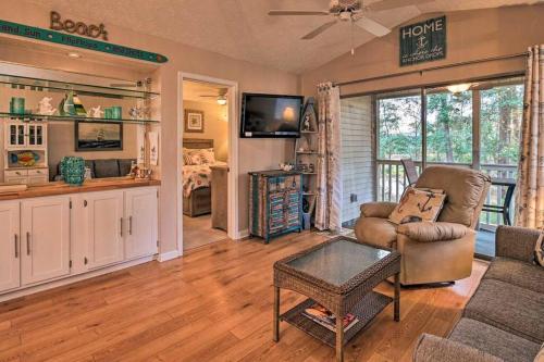 Pet Friendly! True Blue Golf! in Pawleys Island, USA