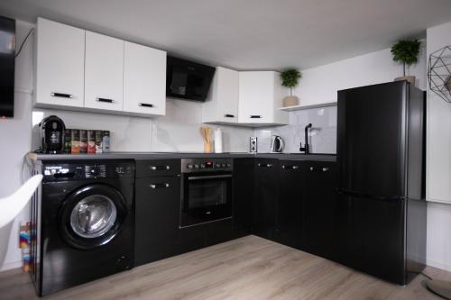 80qm - 4 rooms - private parking - Keller-Basement - MalliBase Apartments, Hannover (fotografie 5)