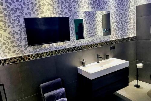 Luxus Loft Whirlpool Designer Küche Bad