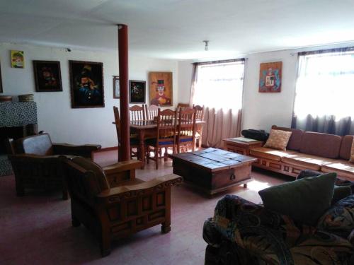 Beautiful Rustic Cottage Adobe, Rancho El Payasito