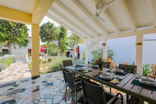 Iekārtas, Holiday home ''Villa Galetta'' in Ist