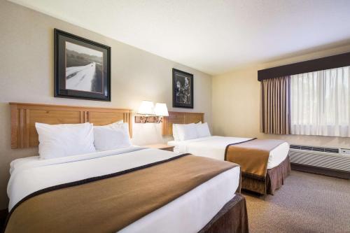 Best Western Golden Spike Inn & Suites