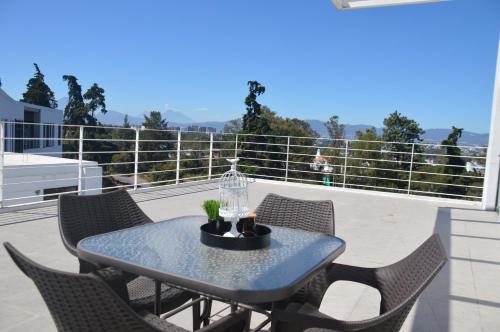 Terraza/balcón, Cozy Stays Cayala Apartments 602 in Zona 16