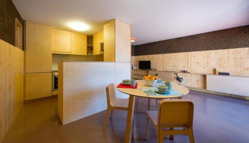Kitchen, Vale do Ninho Nature Houses in Penela