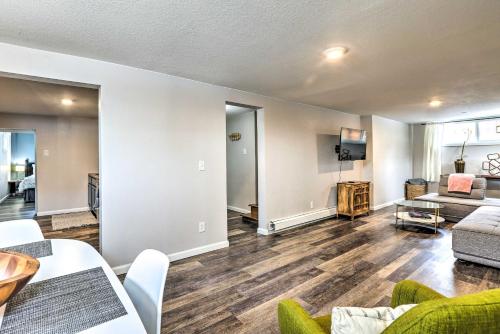 Centrally Located Denver Townhome Near Dtwn