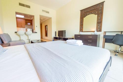 Luxury Escapes - Stylish Studio in DG near to Mall & Metro - KSLV, Dubaj (fotografie 4)