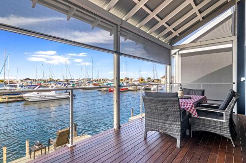 Marina View Port Geographe with WiFi