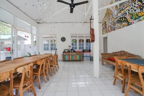 Indopurejoy House - Komala Indah Cottages