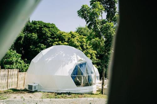 Family Fun Dome Glamping with Hotspring Pool (6 pax)