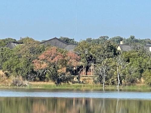 Lodge on Watering Hole , Zebula, Mabula (photo 3)