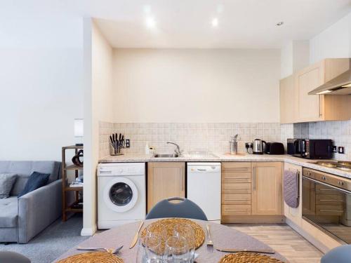 Magnificent 1BDR Apartment in Mersyside, Liverpool (foto 2)