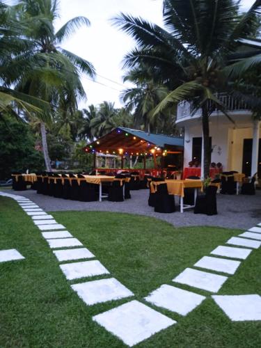 Lake View Resort-Sea & Safari photo