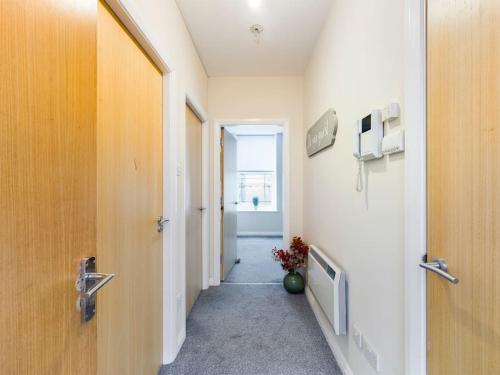 Magnificent 1BDR Apartment in Mersyside, Liverpool (foto 5)