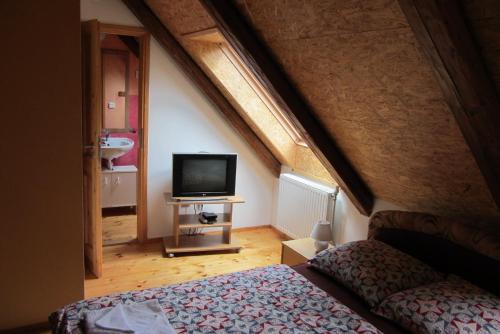 1 double bed