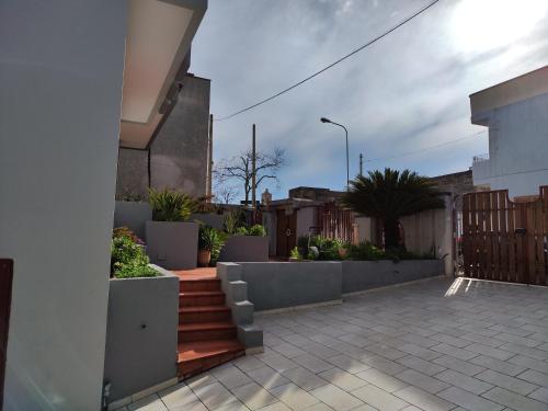 2 bedrooms, 3 beds