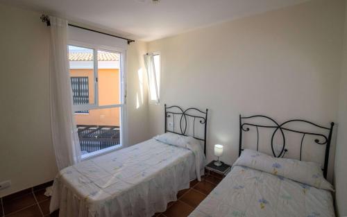 PALM BEACH 132 Adosado con jardin y piscina ALBERT VILLAS - image 12