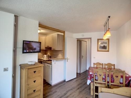 Appartement Les Menuires, 2 pièces, 4 personnes - FR-1-178-133 - Location saisonnière - Les Belleville