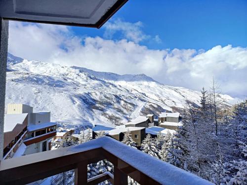 Studio cabine 4 pers, ski aux pieds, Les Menuires - FR-1-178-298 in Reberty