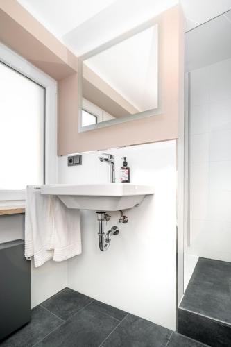 Bathroom, H+M Boarding Houses in Ruckersdorf