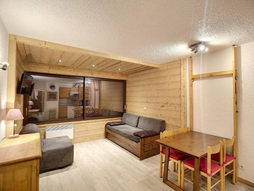 Apartment (5 Adults) image 9