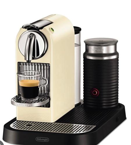 Appartement haut standing F2 Rivetoile Strasbourg centre parking gratuit terrasse in 諾伊多夫