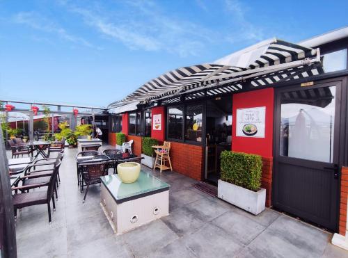 Ресторан, Feima Hotel in Антананаріву