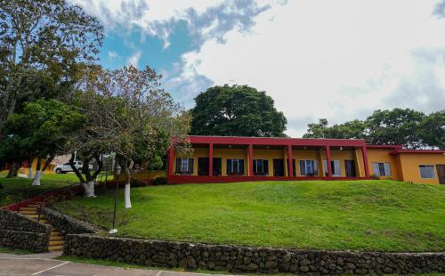 Hotel Puerto San Luis