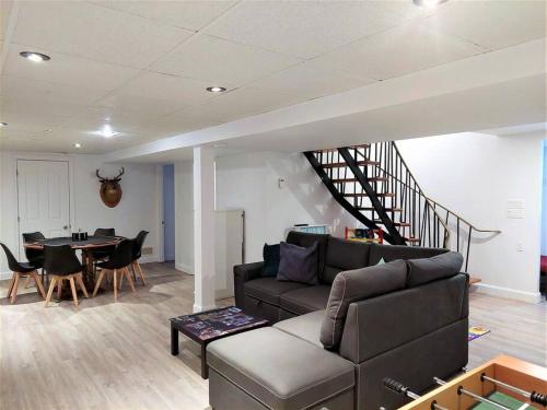 Residence Orleans (inground pool) in Sainte-Pétronille (QC)