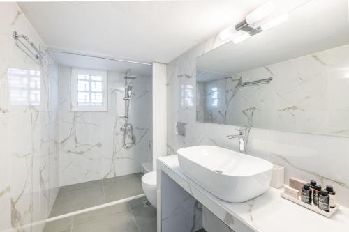 Two-Bedroom Apartment image 10